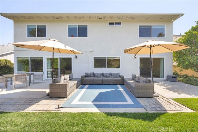 26541 Valpariso, Mission Viejo, CA 92691