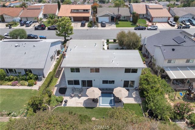 26541 Valpariso, Mission Viejo, CA 92691