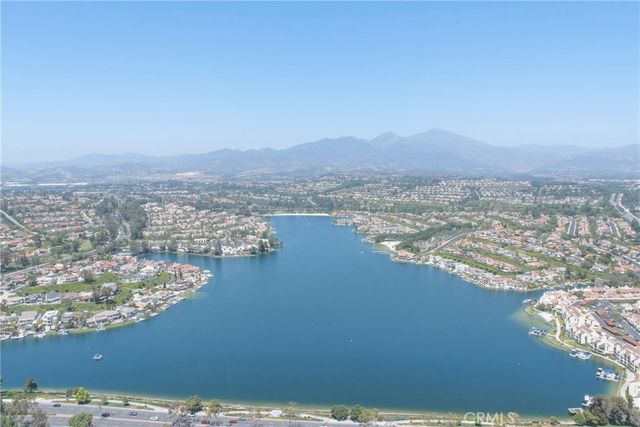 26541 Valpariso, Mission Viejo, CA 92691