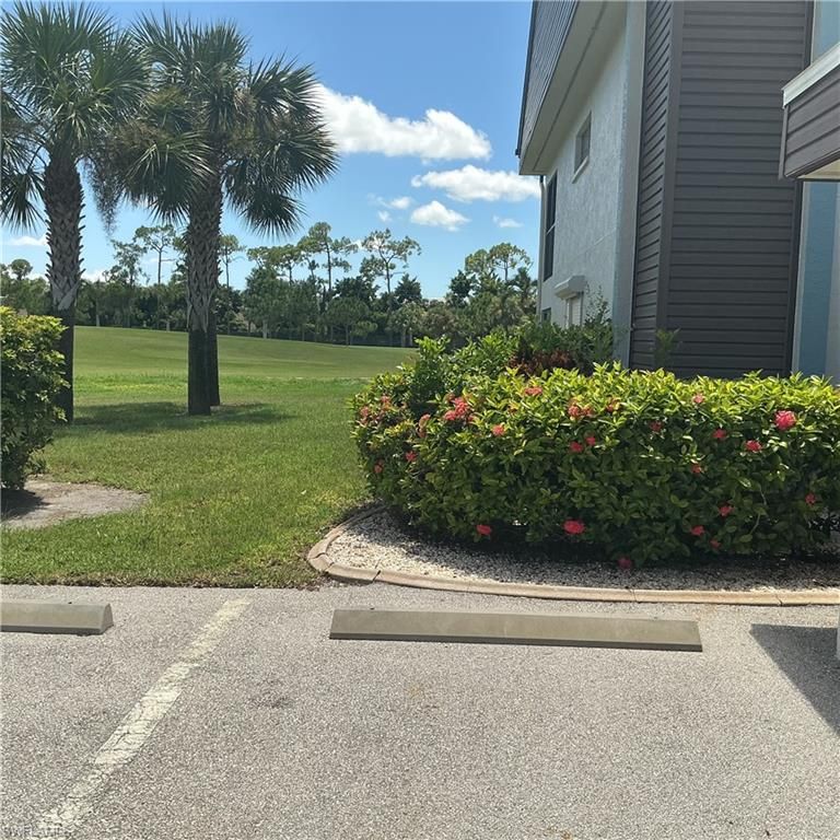 5730 Trailwinds DR 411, FORT MYERS, FL 33907 — exterior