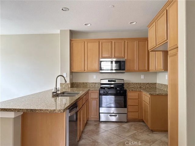 1800 E Lakeshore 412, Lake Elsinore, CA 92530