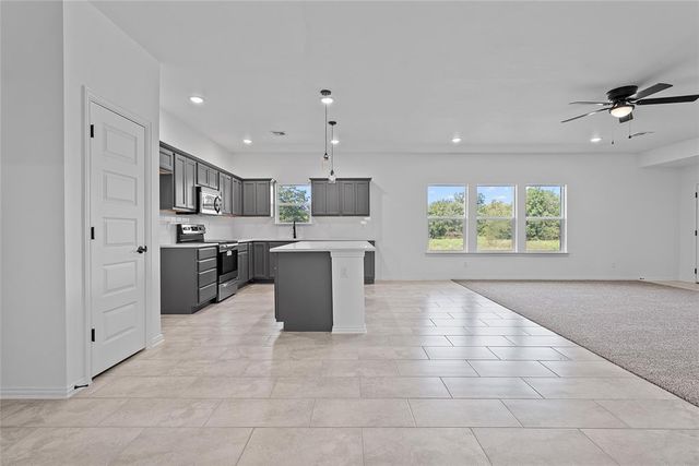 815 Indian Plains Road, Ardmore, OK 73401