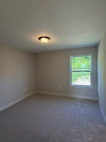 1344 Mohican TRAIL, Waukesha, WI 53189