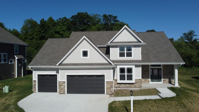 1344 Mohican TRAIL, Waukesha, WI 53189