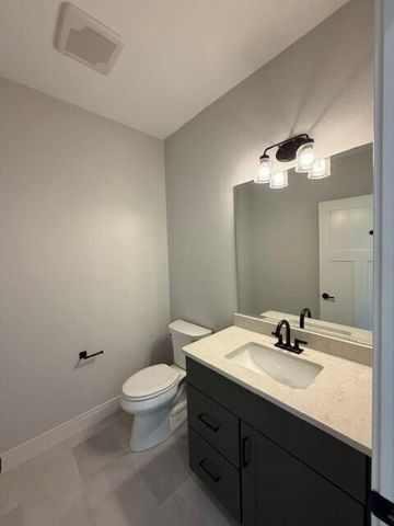 1344 Mohican TRAIL, Waukesha, WI 53189