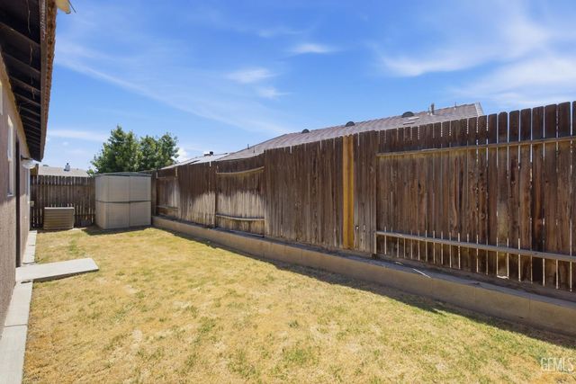 5107 Mill Wheel Drive, Bakersfield, CA 93313