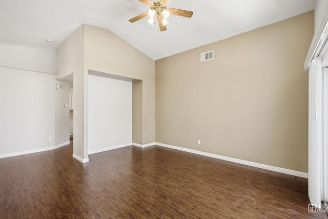 5107 Mill Wheel Drive, Bakersfield, CA 93313
