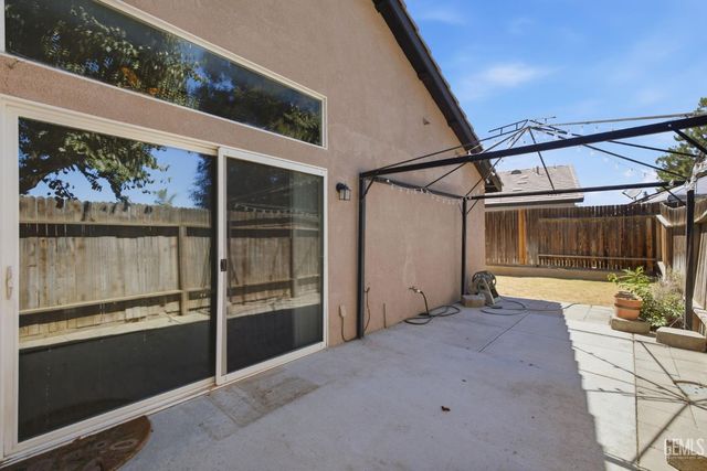 5107 Mill Wheel Drive, Bakersfield, CA 93313