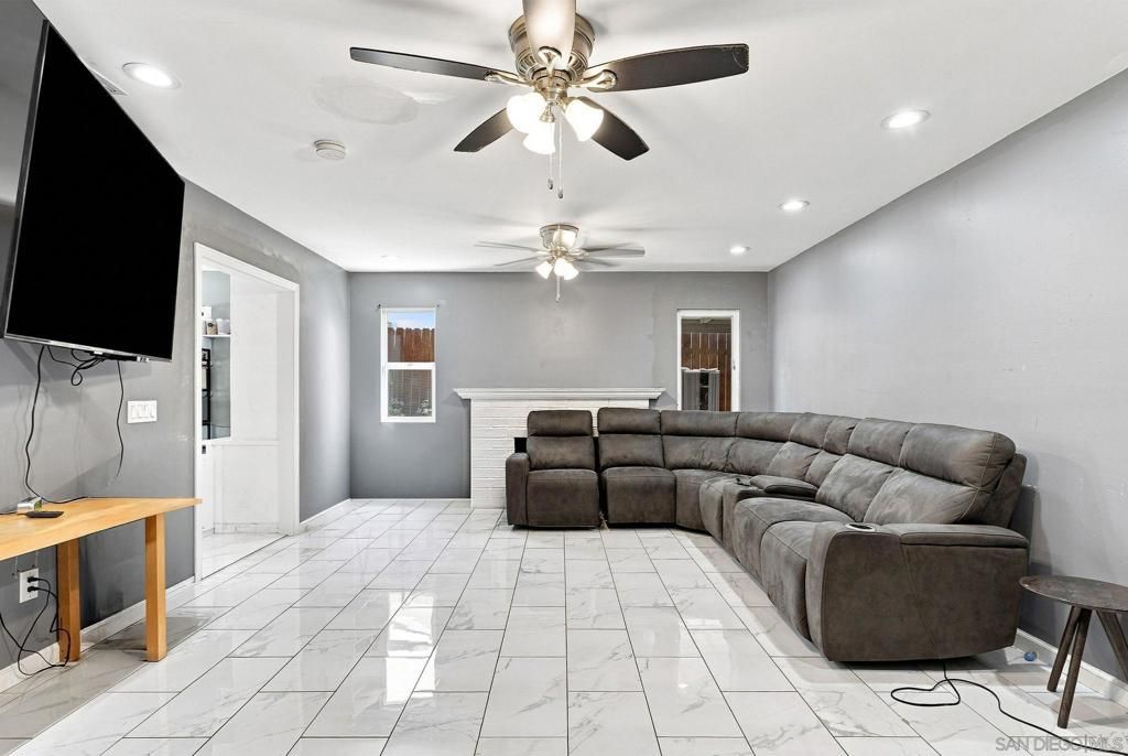 750 Linwood St, Escondido, CA 92027 — photo 5
