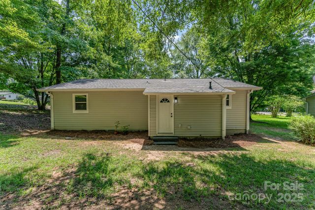 3724 Patricia Drive NW, Concord, NC 28027