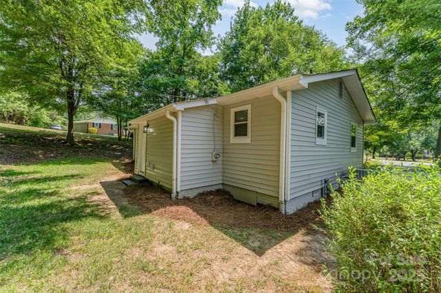 3724 Patricia Drive NW, Concord, NC 28027