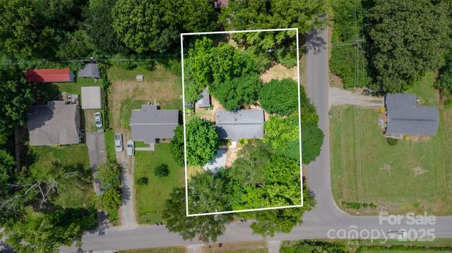 3724 Patricia Drive NW, Concord, NC 28027