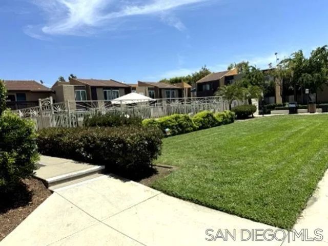 3454 Castle Glen 228, San Diego, CA 92123