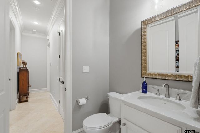 7710 Lamp Post Cove, Tyler, TX 75703