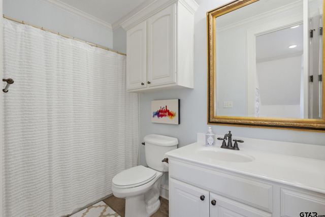 7710 Lamp Post Cove, Tyler, TX 75703