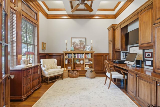 7710 Lamp Post Cove, Tyler, TX 75703