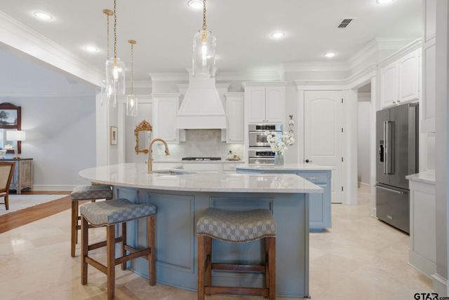 7710 Lamp Post Cove, Tyler, TX 75703