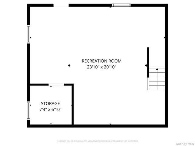 5 Regina Court, Huntington Station, NY 11746