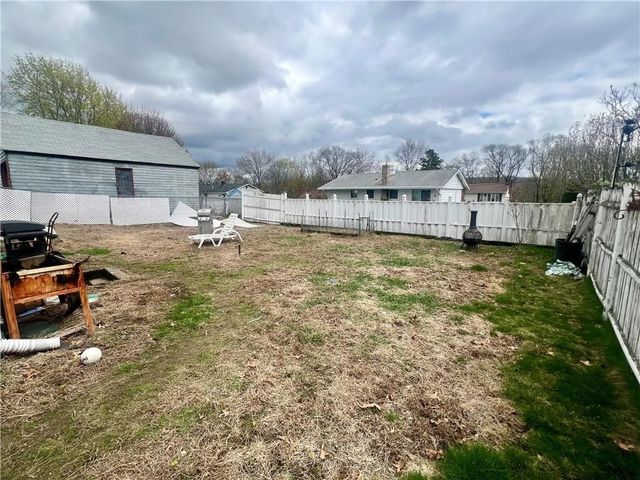 64 Lydia Ave, Woonsocket, RI 02895