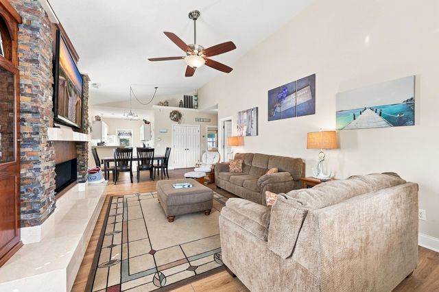 703 27th Ave. S, North Myrtle Beach, SC 29582