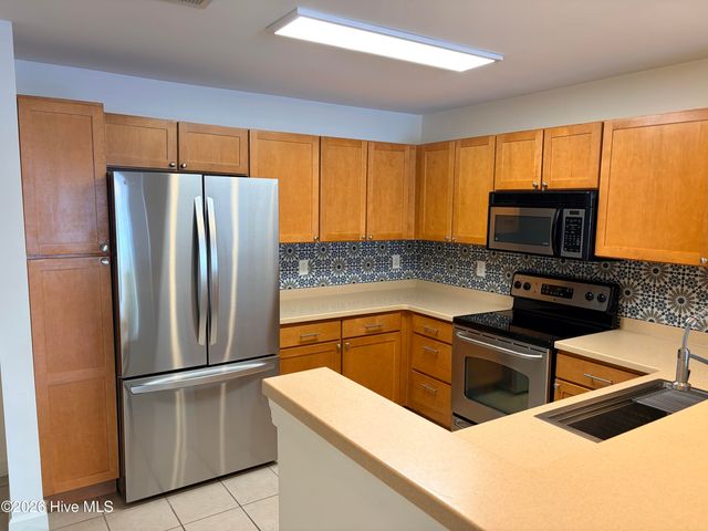 2820 Bloomfield Lane Unit 108, Wilmington, NC 28412