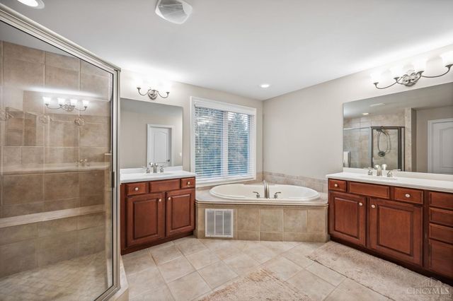 799 Cedar Drive, Miami Twp, OH 45140