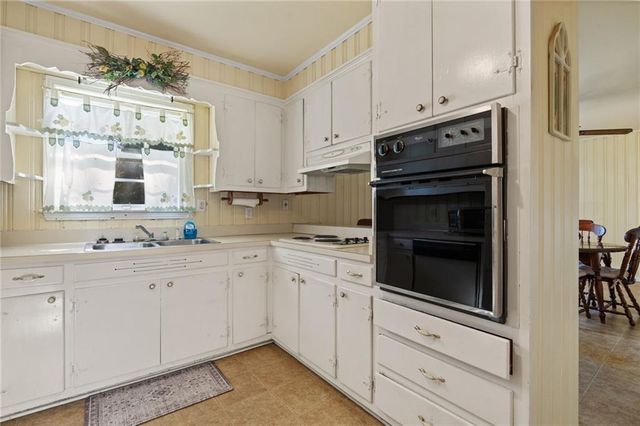 705 Gilbert Street, Saraland, AL 36571