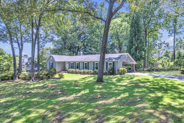 180 Winchester Drive, Roebuck, SC 29376