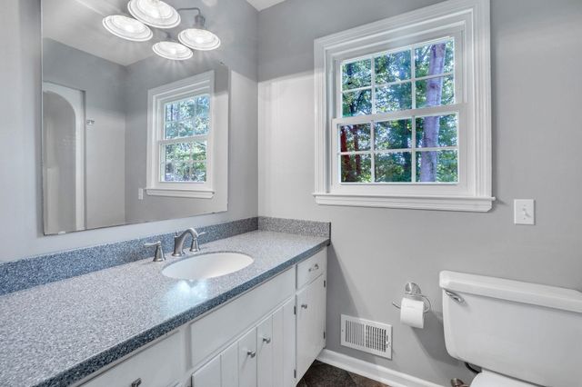 180 Winchester Drive, Roebuck, SC 29376