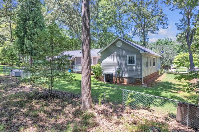 180 Winchester Drive, Roebuck, SC 29376