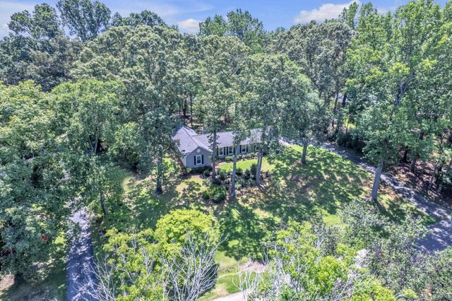 180 Winchester Drive, Roebuck, SC 29376