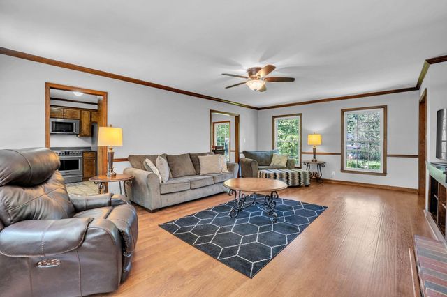 180 Winchester Drive, Roebuck, SC 29376