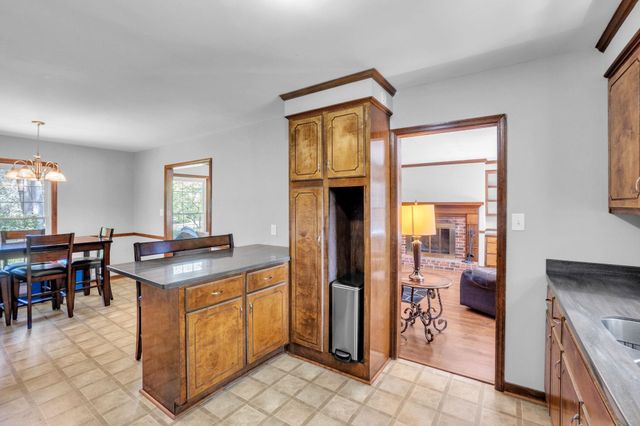 180 Winchester Drive, Roebuck, SC 29376