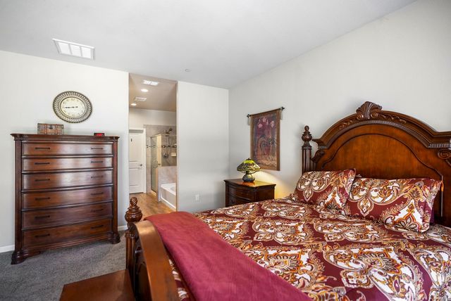 400 Canterbury Ct, Ione, CA 95640