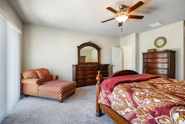 400 Canterbury Ct, Ione, CA 95640