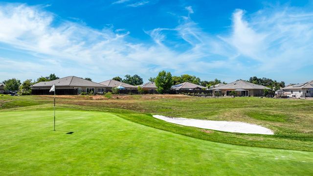 400 Canterbury Ct, Ione, CA 95640