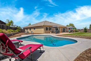 400 Canterbury Ct, Ione, CA 95640
