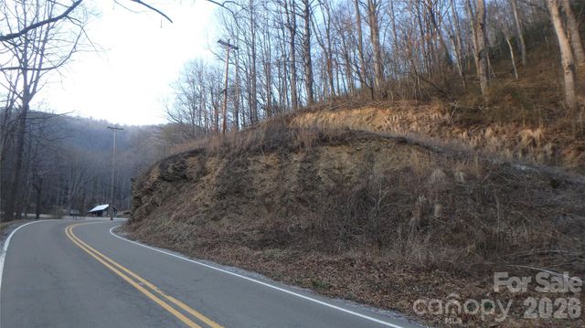 4696 NC Hwy 226A Highway, Marion, NC 28752