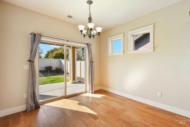 7553 N Waterlilly Ave, Boise, ID 83714