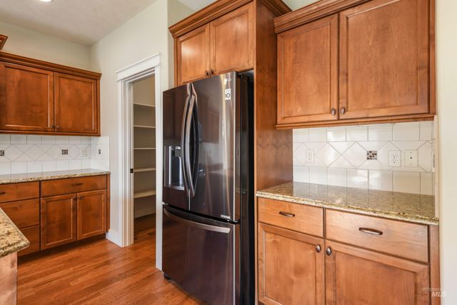 7553 N Waterlilly Ave, Boise, ID 83714