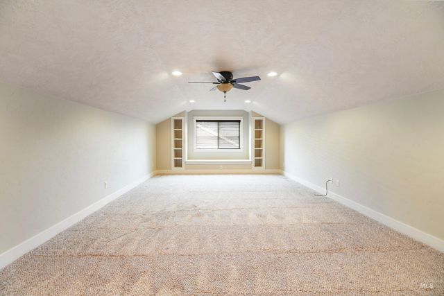 7553 N Waterlilly Ave, Boise, ID 83714