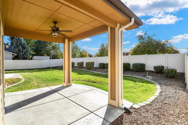 7553 N Waterlilly Ave, Boise, ID 83714