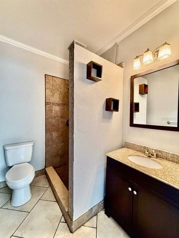 1216 E 24TH AVENUE, Tampa, FL 33605