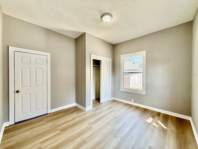 1216 E 24TH AVENUE, Tampa, FL 33605