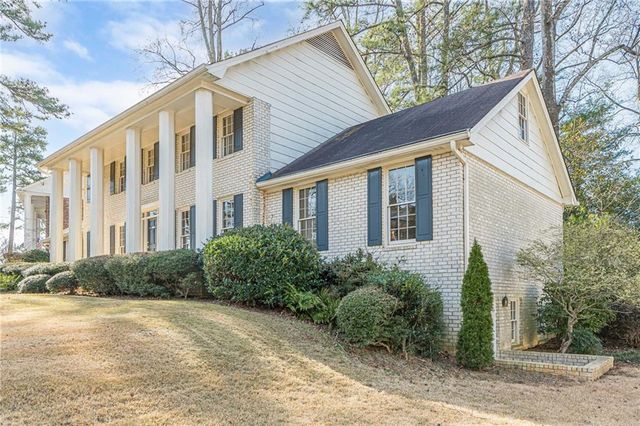 5640 Ball Mill Road, Atlanta, GA 30338