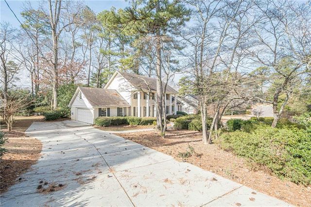 5640 Ball Mill Road, Atlanta, GA 30338