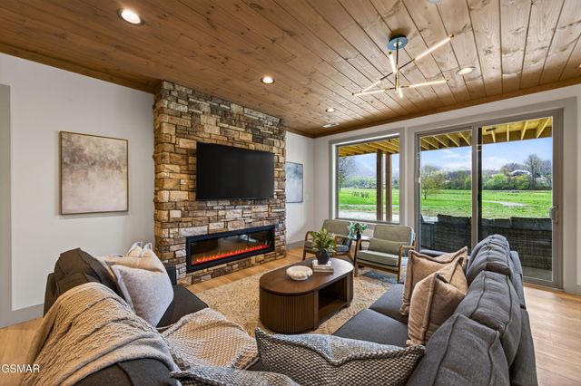 3564 Ownby Road, Sevierville, TN 37862