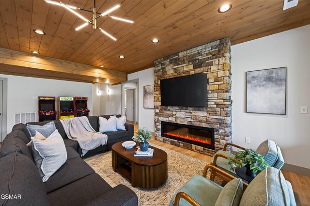 3564 Ownby Road, Sevierville, TN 37862