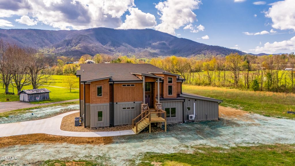 3564 Ownby Road, Sevierville, TN 37862
