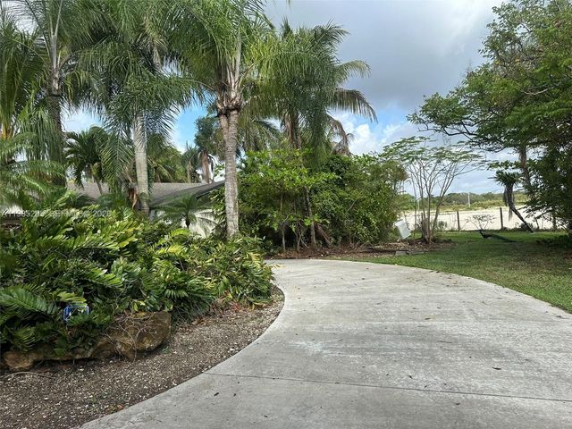 29400 SW 179th Ave, Homestead, FL 33030